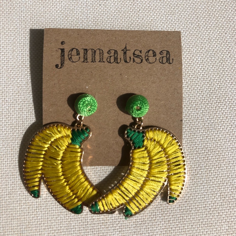 🍌Threaded Banana Earrings! 🍌